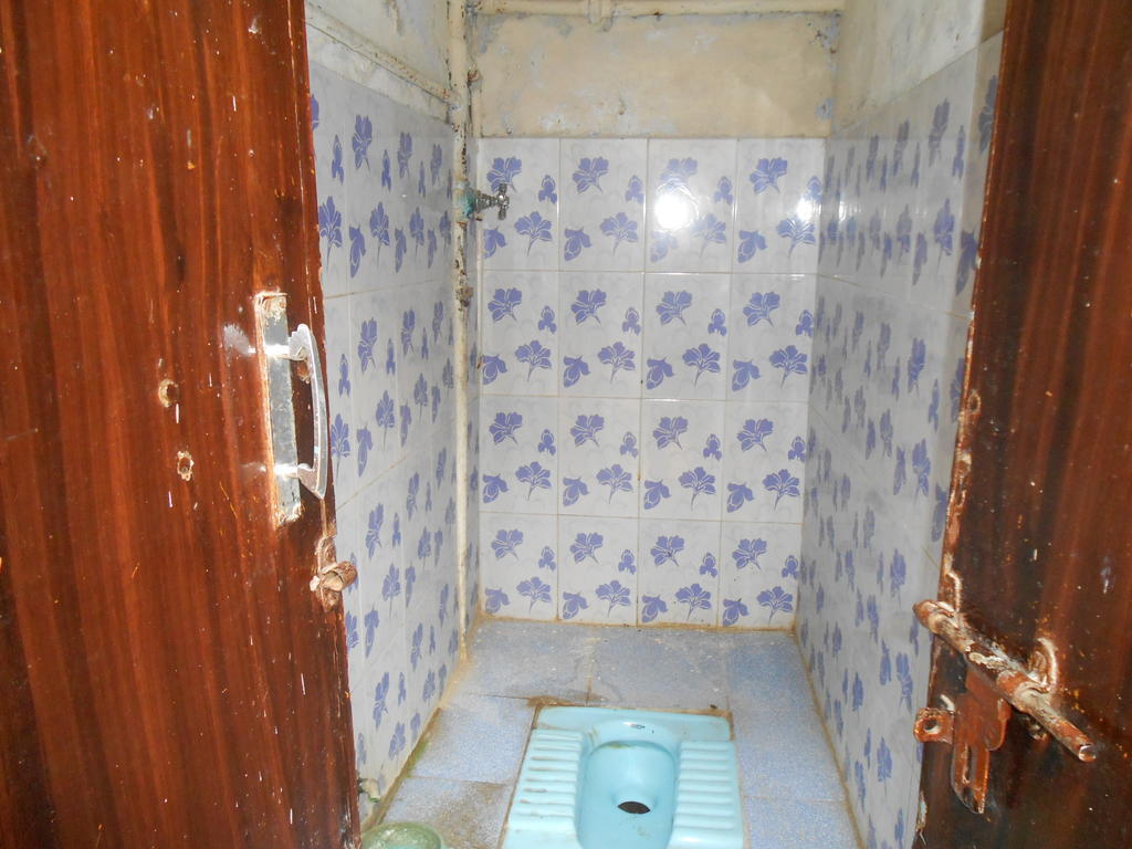 Gaurav Guest House Mathura Bagian luar foto