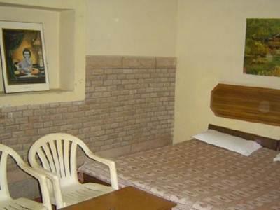 Gaurav Guest House Mathura Bagian luar foto
